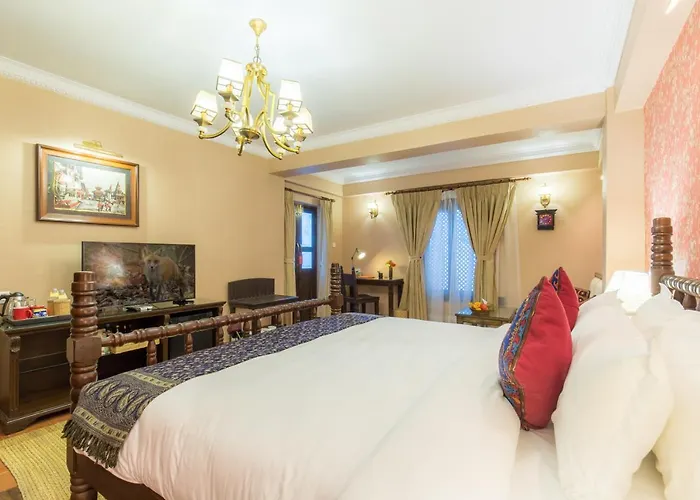 Hotel Baber Mahal - The Heritage