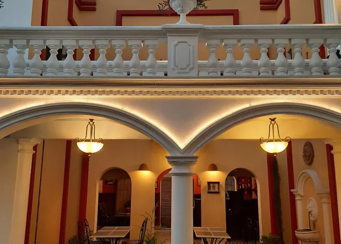 Hotel Baber Mahal - The Heritage 5*