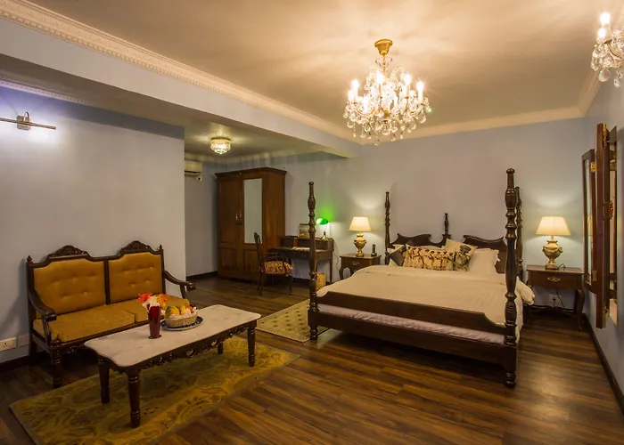 Hotel Baber Mahal - The Heritage 5*