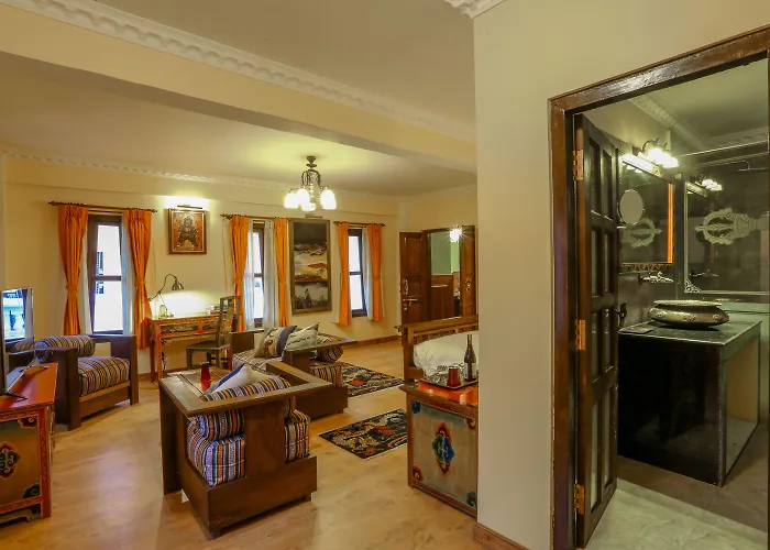 Baber Mahal - The Heritage