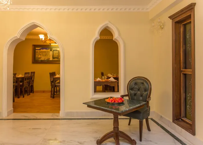 Baber Mahal - The Heritage Hotel 5*