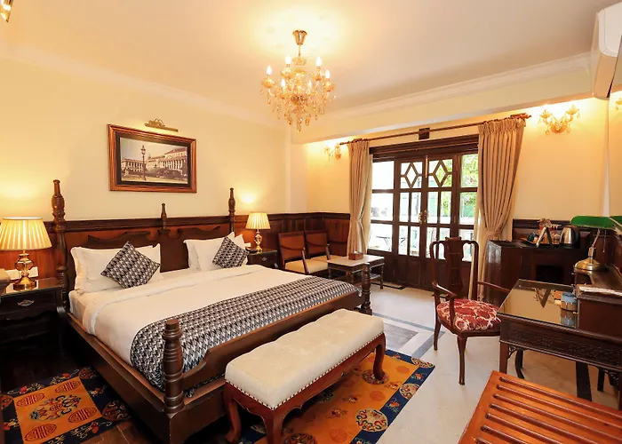 Hotel Baber Mahal - The Heritage